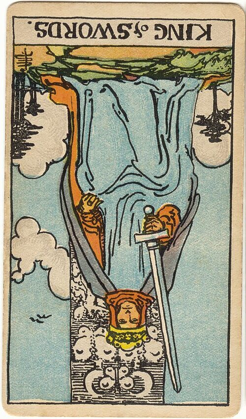 rey de espadas tarot